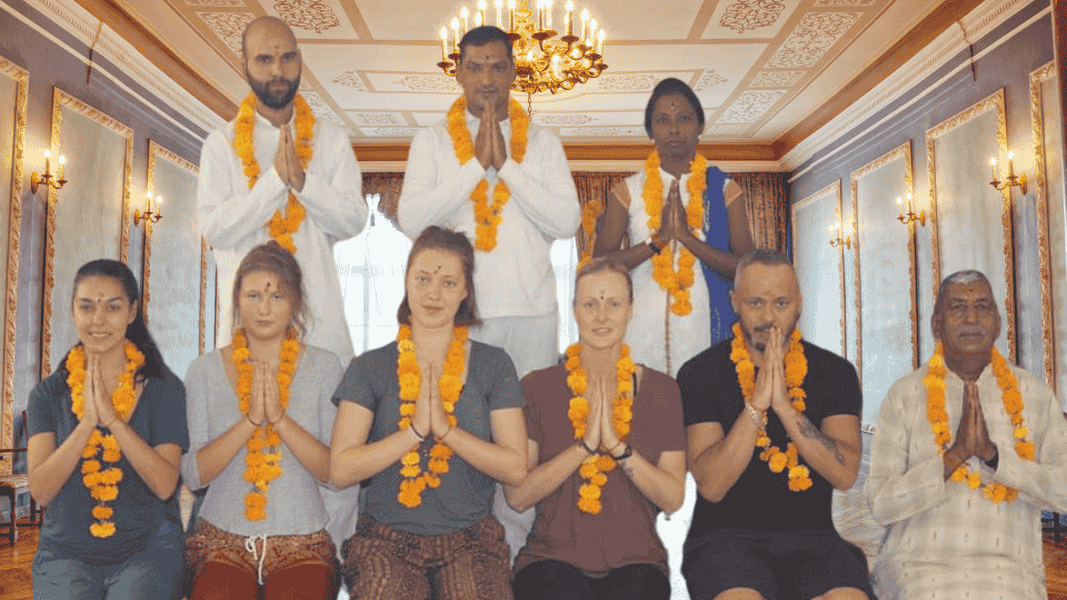 yoga teacher training course in rishikesh